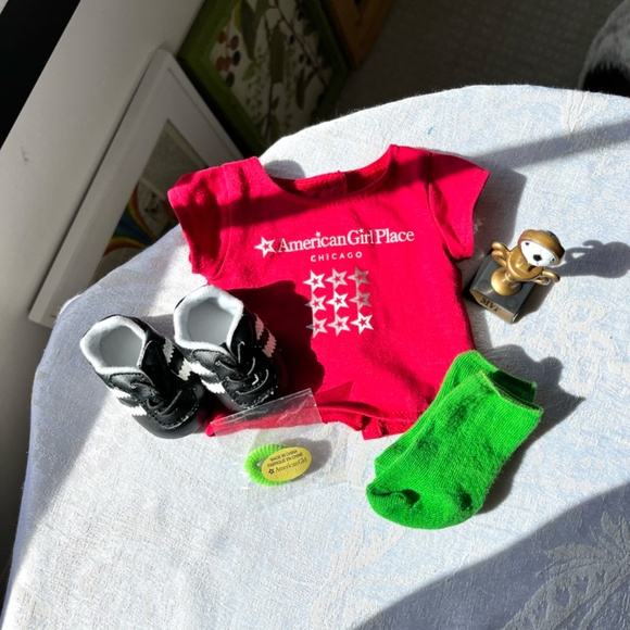 American Girl 18" Doll Soccer Top And Accessories (5 pieces) - Picture 3 of 6